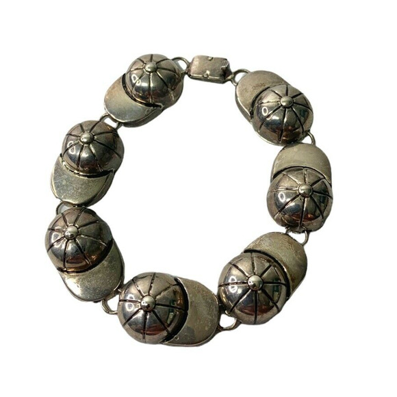 Softball Baseball Cap Metal Silvertone Bracelet Jewelry Gift Vintage Best Marked - Picture 4 of 5